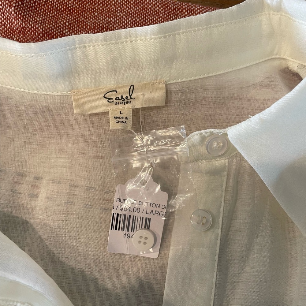 Boutique Ruffle Top - Picture 2 of 2